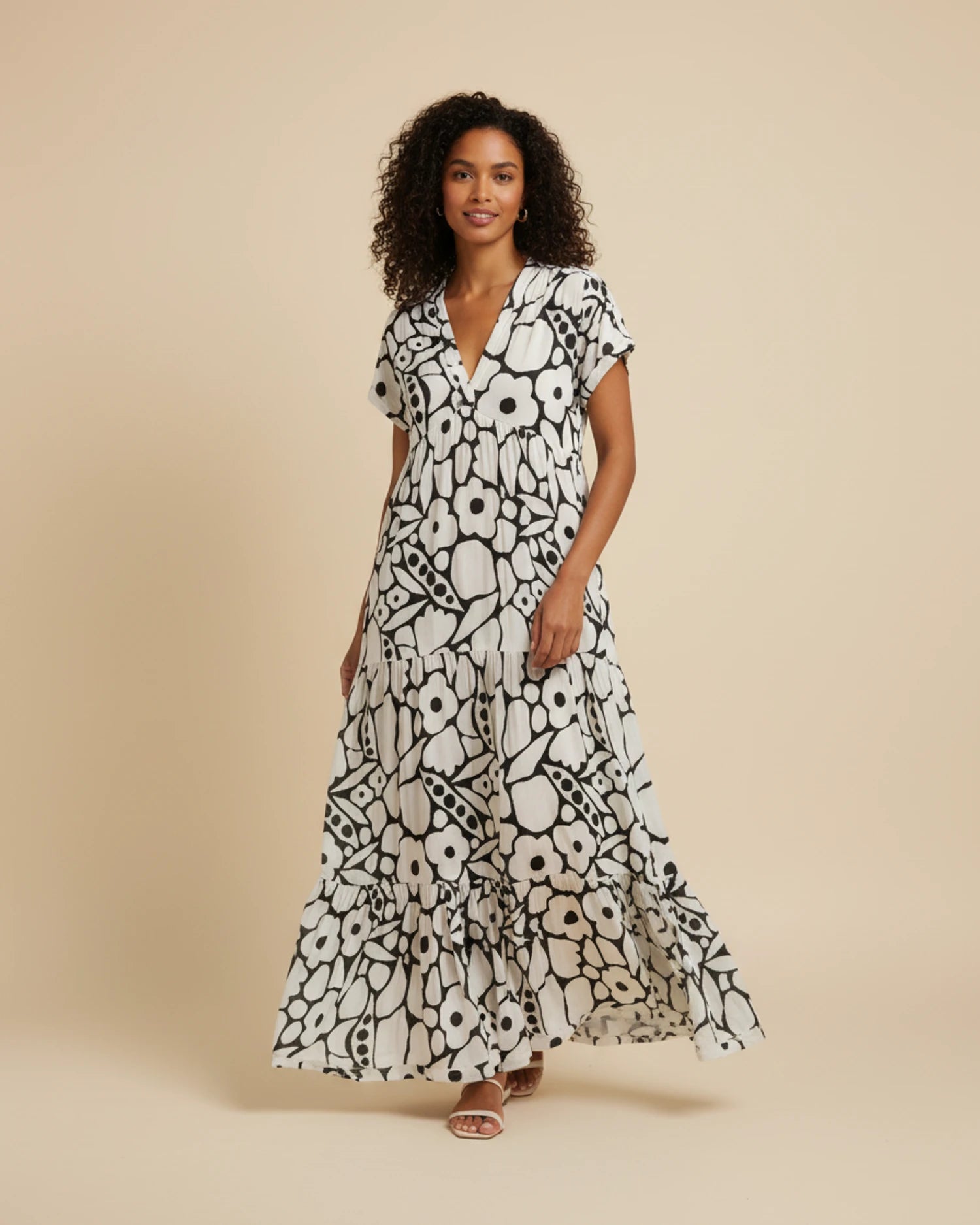 Women's Floral V-Neck Maxi Dress image